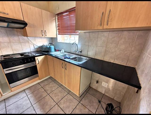 2 BEDROOM TOWNHOUSE FOR SALE IN ANNLIN